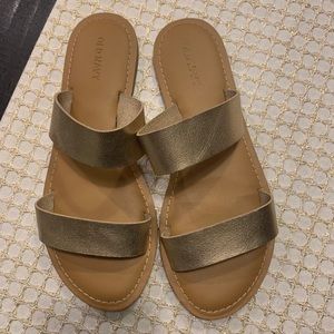 Old Navy Gold Double Strap Sandals 7